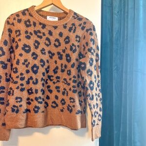 Old Navy Cozy Leopard-Print Mock-Neck Sweater